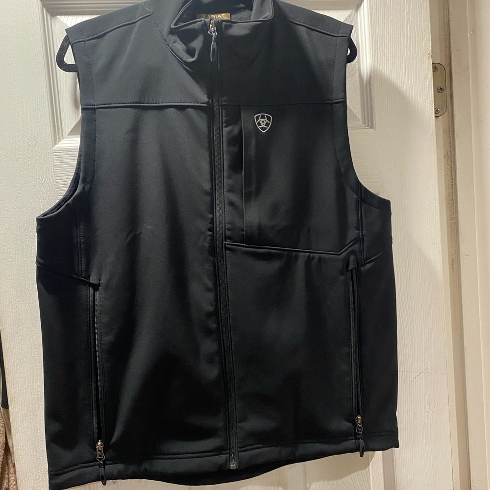 ARIAT Men Softshell Vest Black